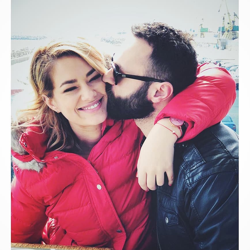 Feli Donose, mărturisiri neașteptate la un an de la divorțul de tatăl fiicei sale: „Mama spera să ne împăcăm, că e copilul la mijloc”