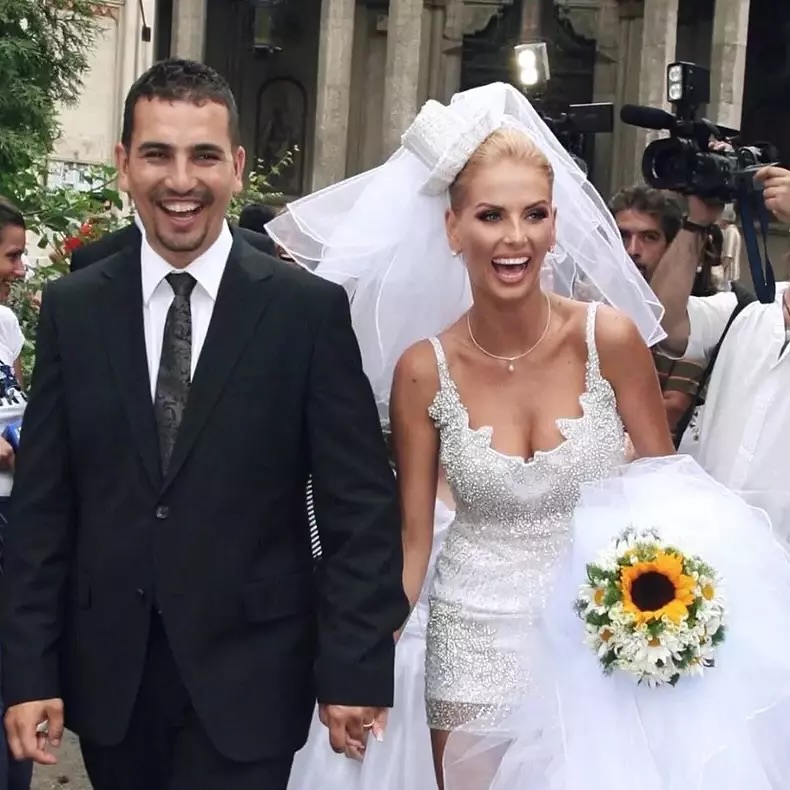 Anunțul făcut de Andreea Bănică după 17 ani de căsnicie cu Lucian Mitrea: „Atât să știi”