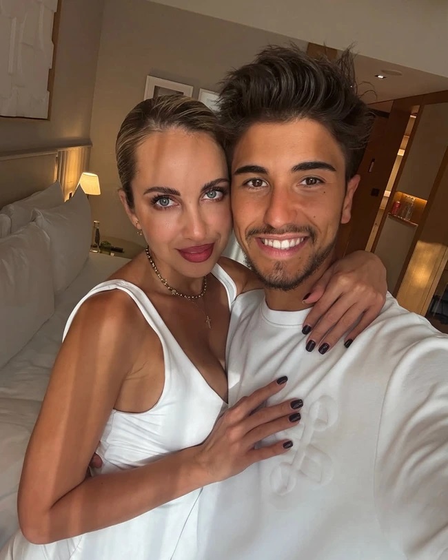 Otniela Sandu, prima reacție după ce s-a despărțit de Sebastian Dobrincu: „Nu am mood de nimic”