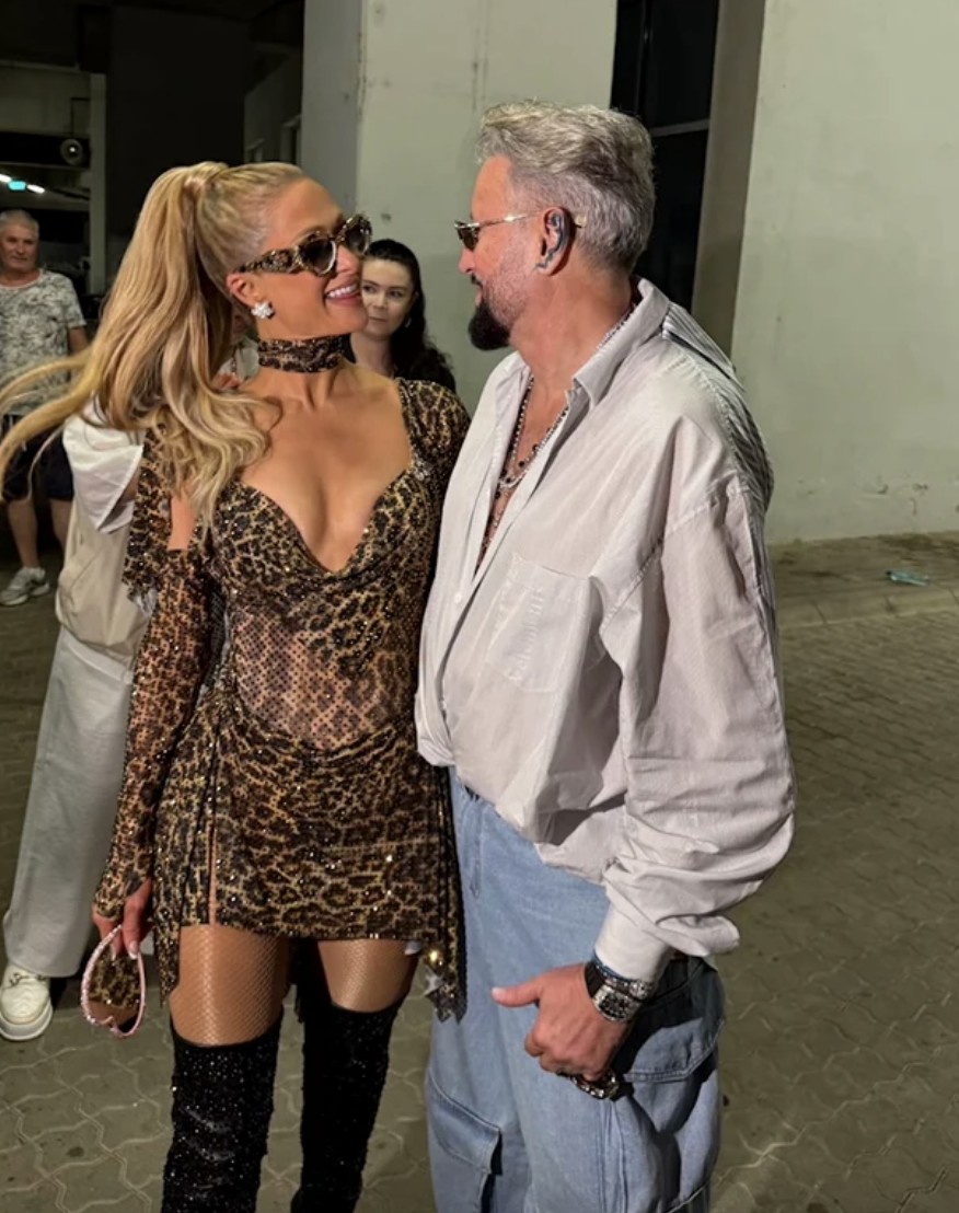 Ce a făcut Paris Hilton pe ascuns la Craiova. Cătălin Botezatu a dat-o de gol: „A fost un gest foarte frumos din partea ei”