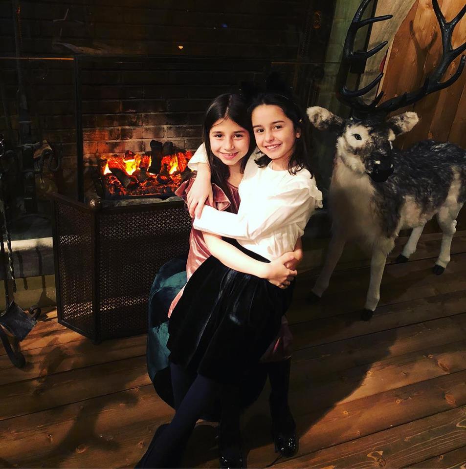 Ce mari au crescut fetele lui Chivu. Anastasia și Natalia sunt comorile fostului fotbalist | FOTO