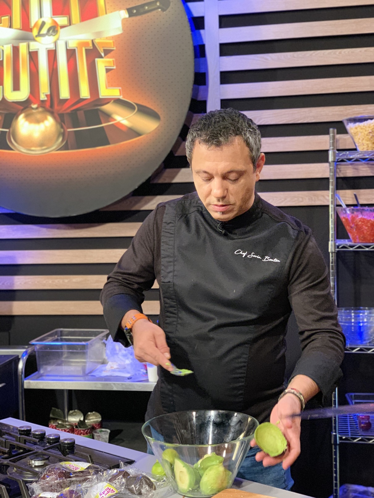 Chef Sorin Bontea face echipă cu familia sa în bucătărie | FOTO