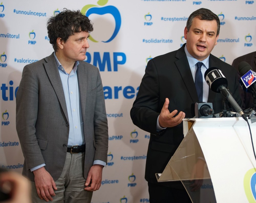 Imagini cu Diana Postică, soția lui Eugen Tomac. Cu ce se ocupă partenera premierului desemnat