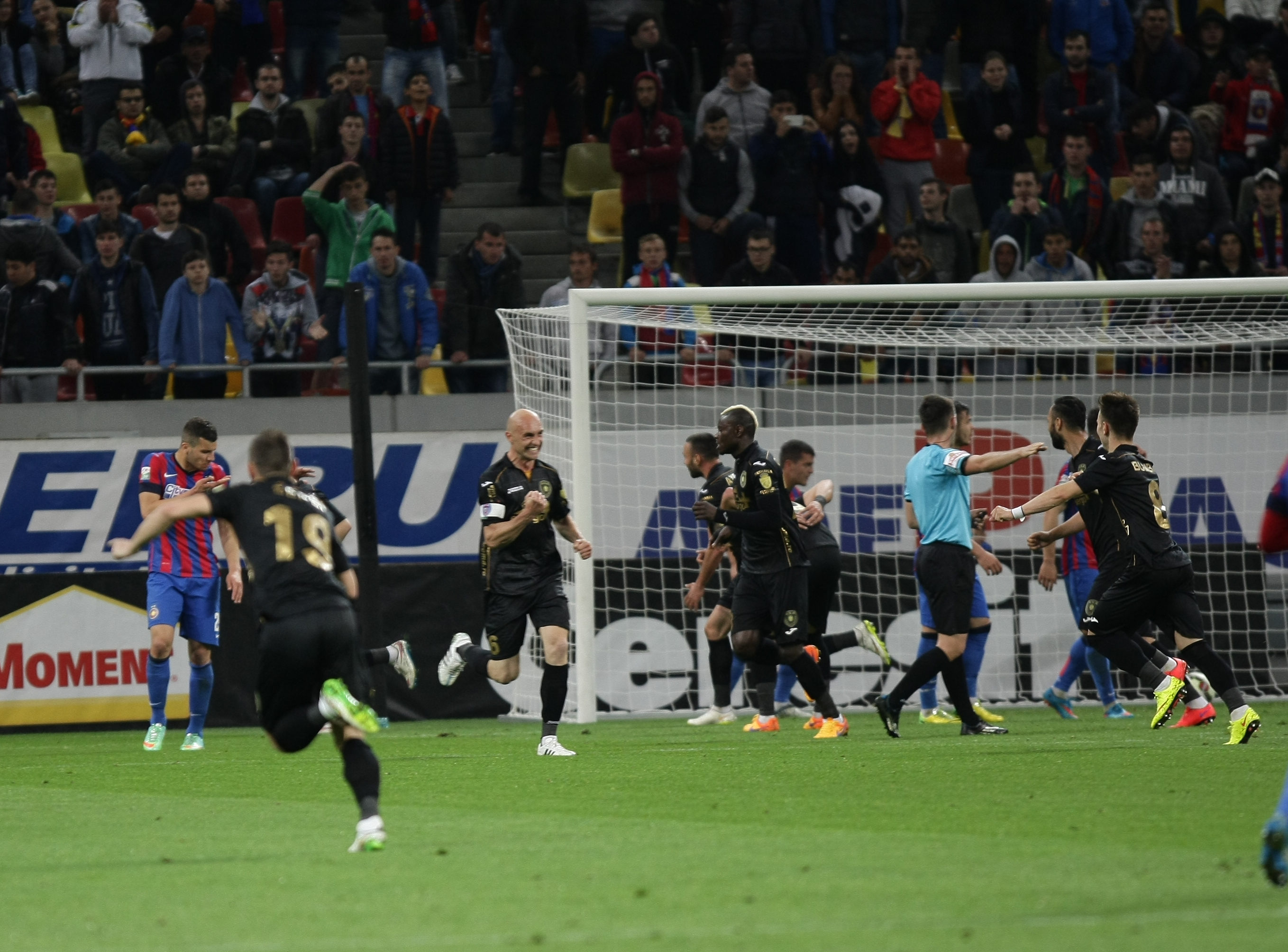 FINALA LIGII I: STEAUA - ASA 0-1 / Să cânte MuZICU la Tg. Mureș!