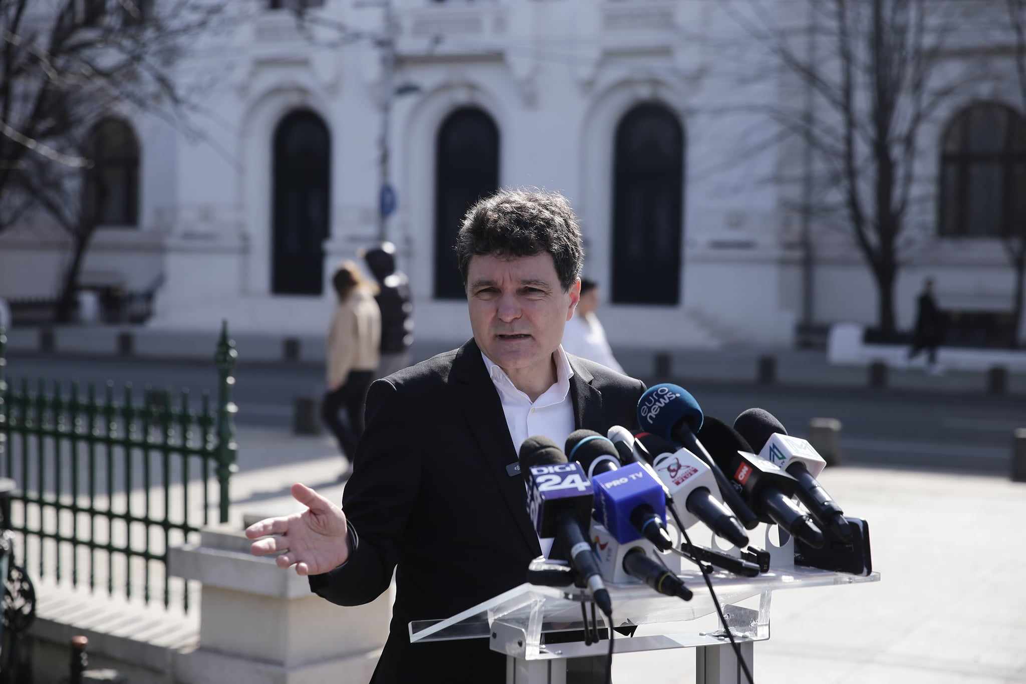 Nicușor Dan, despre alegerile locale: Va fi o campanie de ură, cu atacuri și cu bani de la rechinii imobiliari