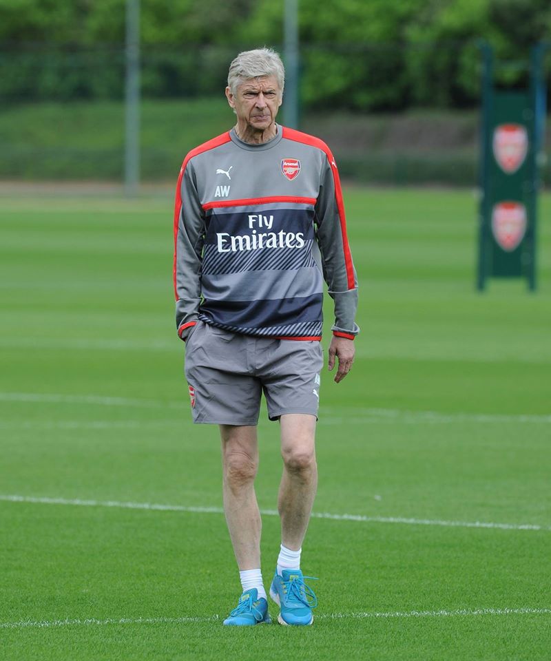 Christoph Daum l-a sunat pe Arsene Wenger să se intereseze de juniorul Vlad Dragomir de la Arsenal