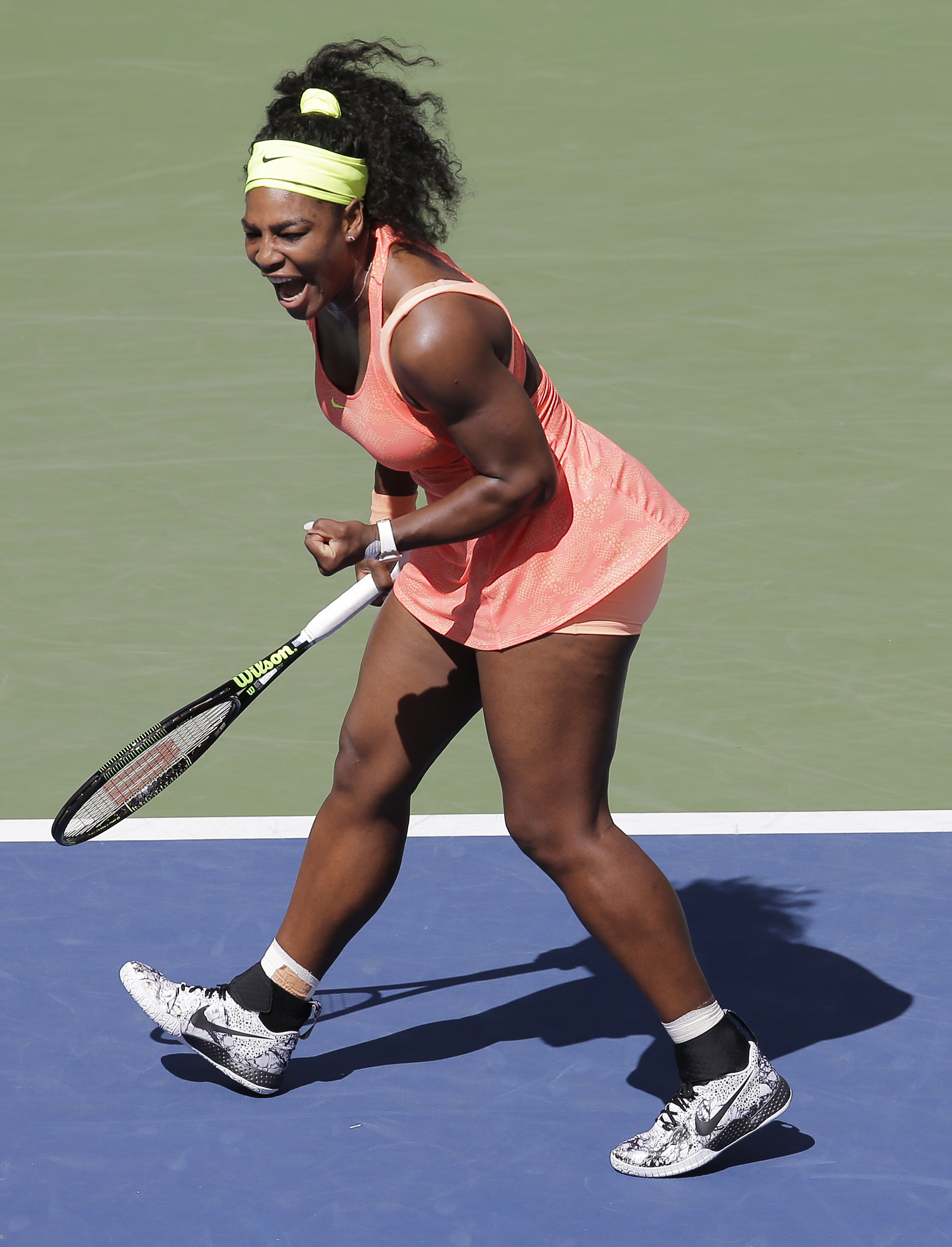Nebunie! 11 septembrie, zi blestemată pentru SUA! ^Serena ratează finala la US Open și șansa de a face Marele Șlem, după un joc epic cu Vinci! / FOTO