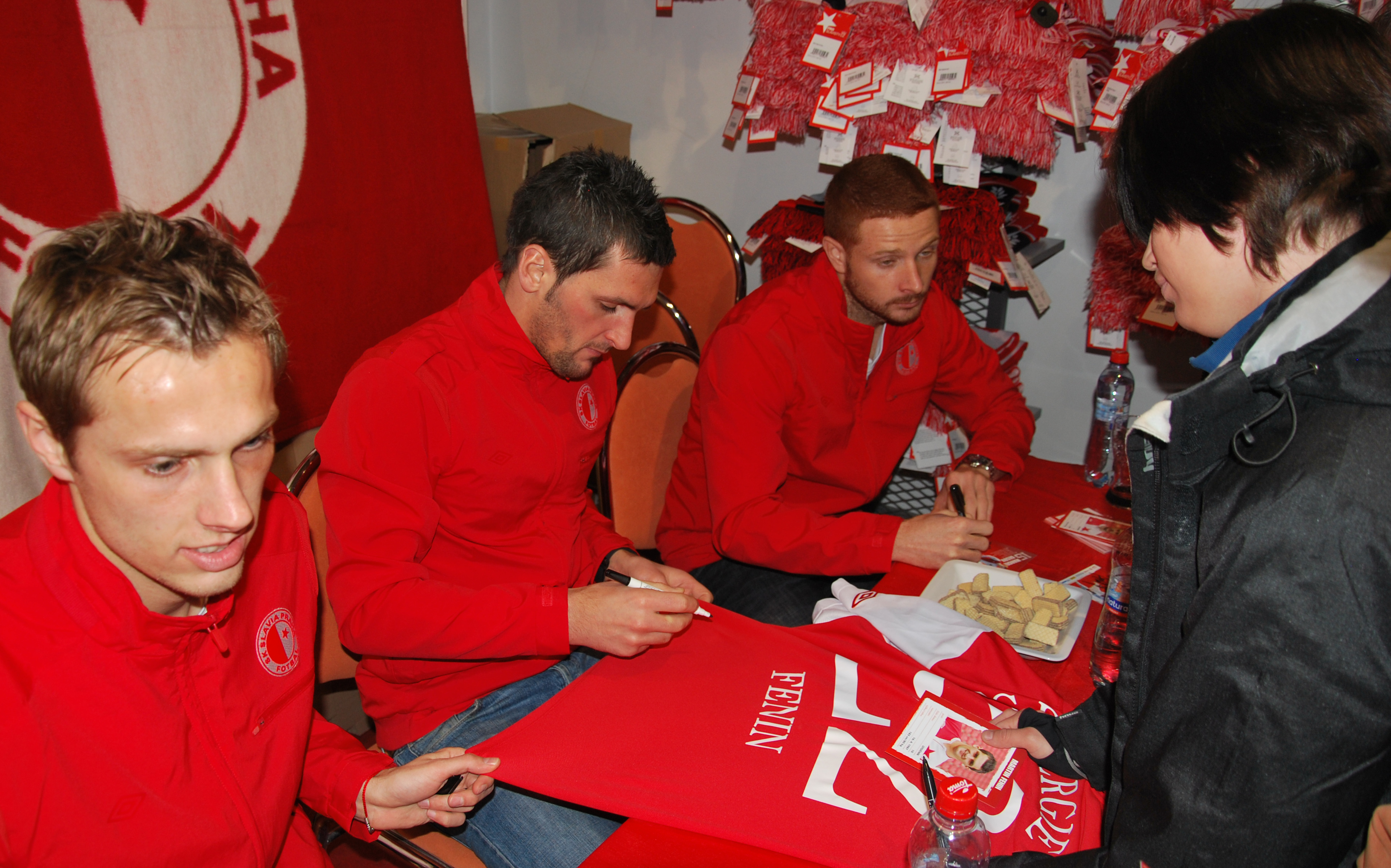 EROUL Rapidului, dat afară disicplinar de la Slavia. Era la juniori!