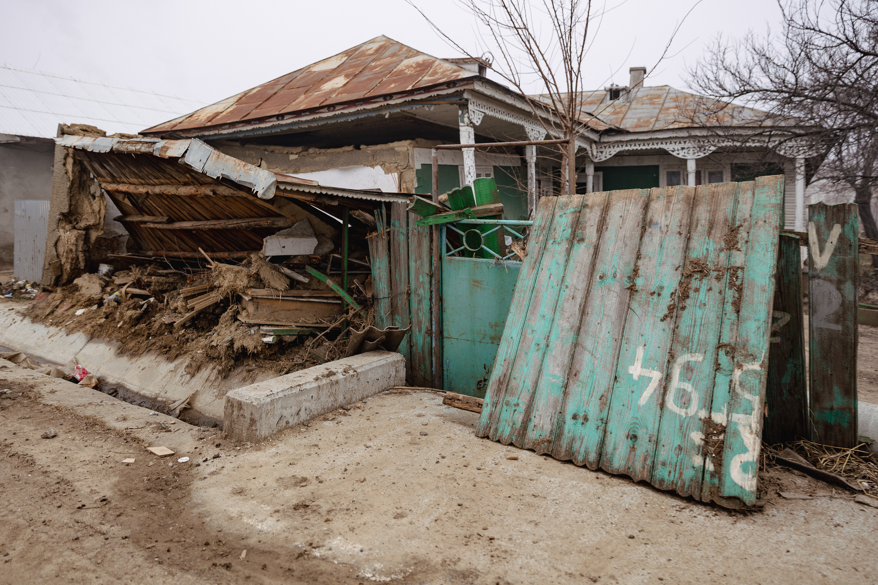 Ce-și doresc de sărbători oamenii sinistrați după inundațiile din județul Galați: „Sănătate. Un loc unde să punem capul pe pernă”