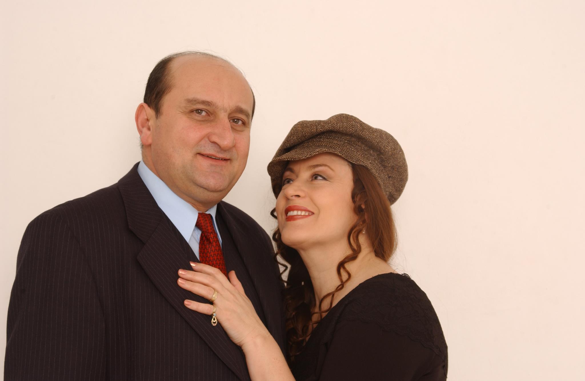 Maria Dragomiroiu împlinește astăzi 70 de ani. Imagini rare cu familia artistei de muzică populară. „Va fi o zi specială”