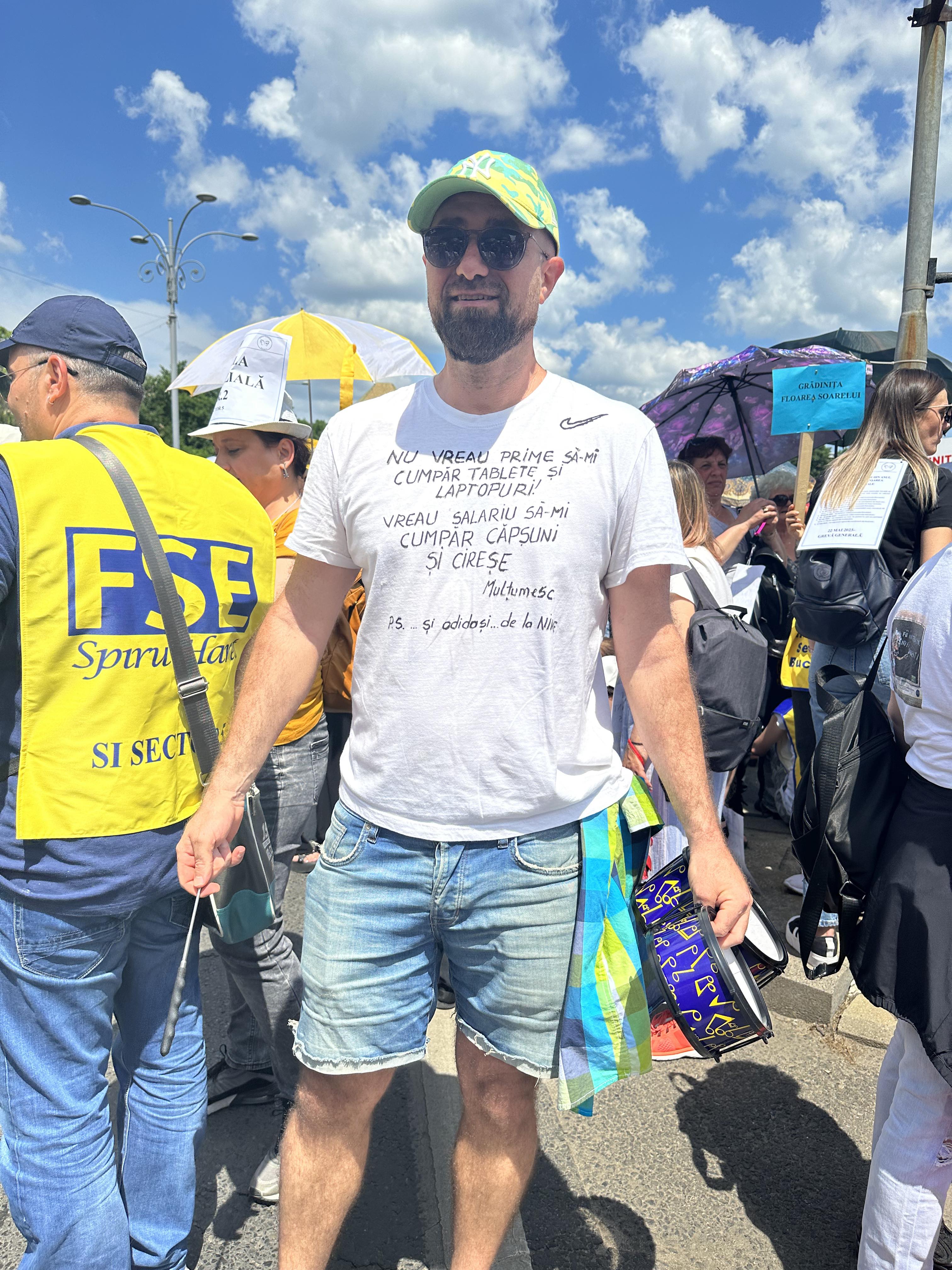 Al doilea protest major al cadrelor didactice. Ce le-a promis Iohannis sindicaliștilor, în a doua săptămână de grevă, în timp ce profesorii protestau la Palatul Cotroceni