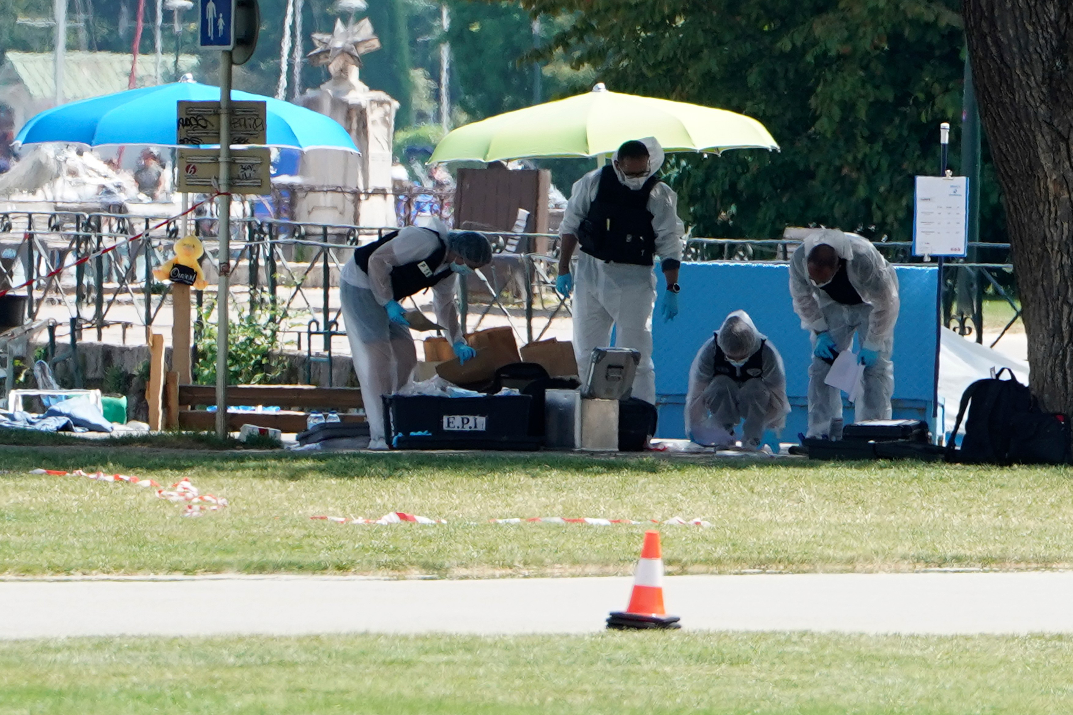 Copii înjunghiați într-un parc din Annecy, Franța. Șase răniți și un suspect reținut
