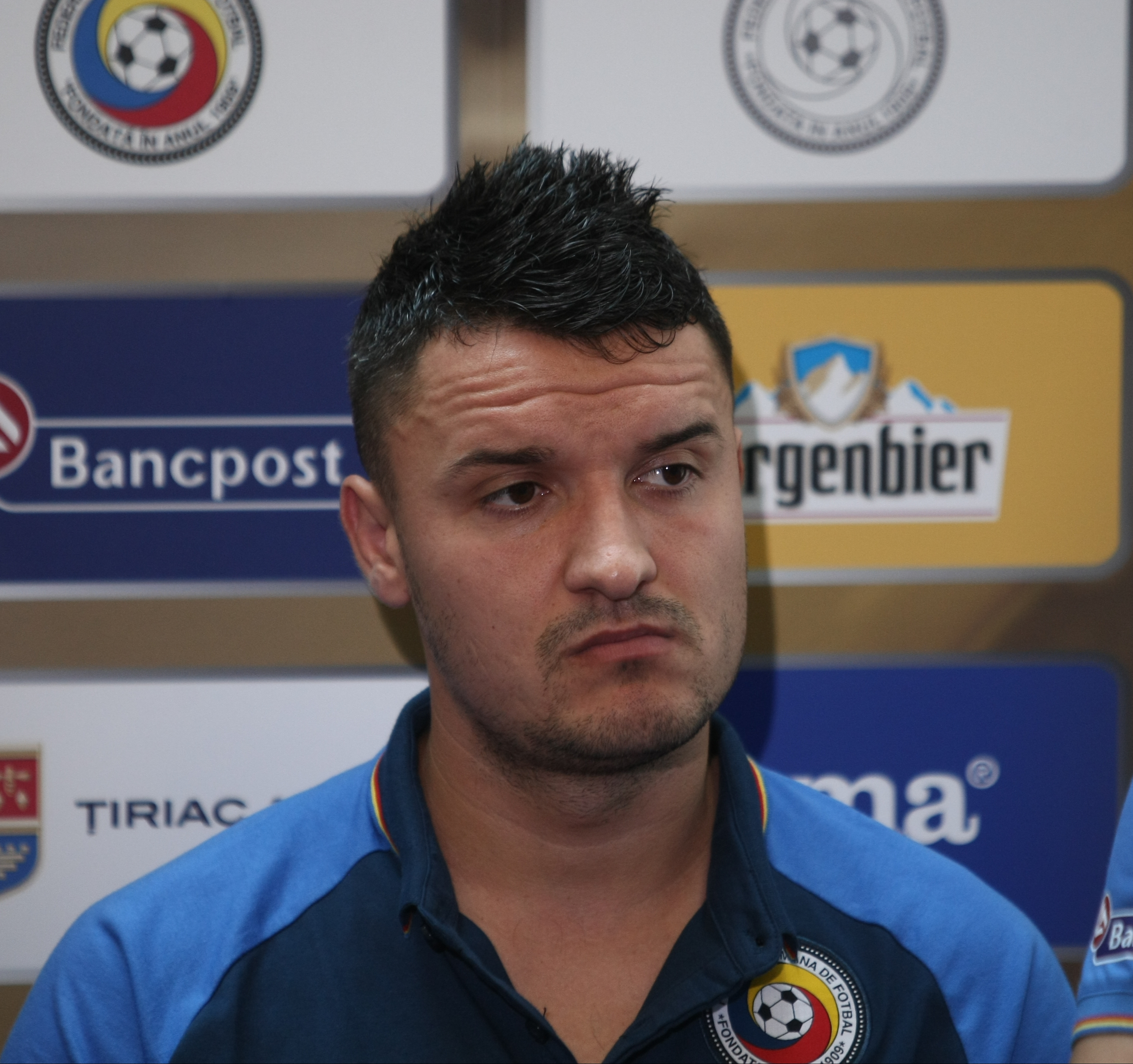 Schimb de replici fabuloase între Iordănescu și Budescu. ”Aștept să te apuci de fotbal”. ”Ce vrei, bă, cine ești?” / GALERIE FOTO
