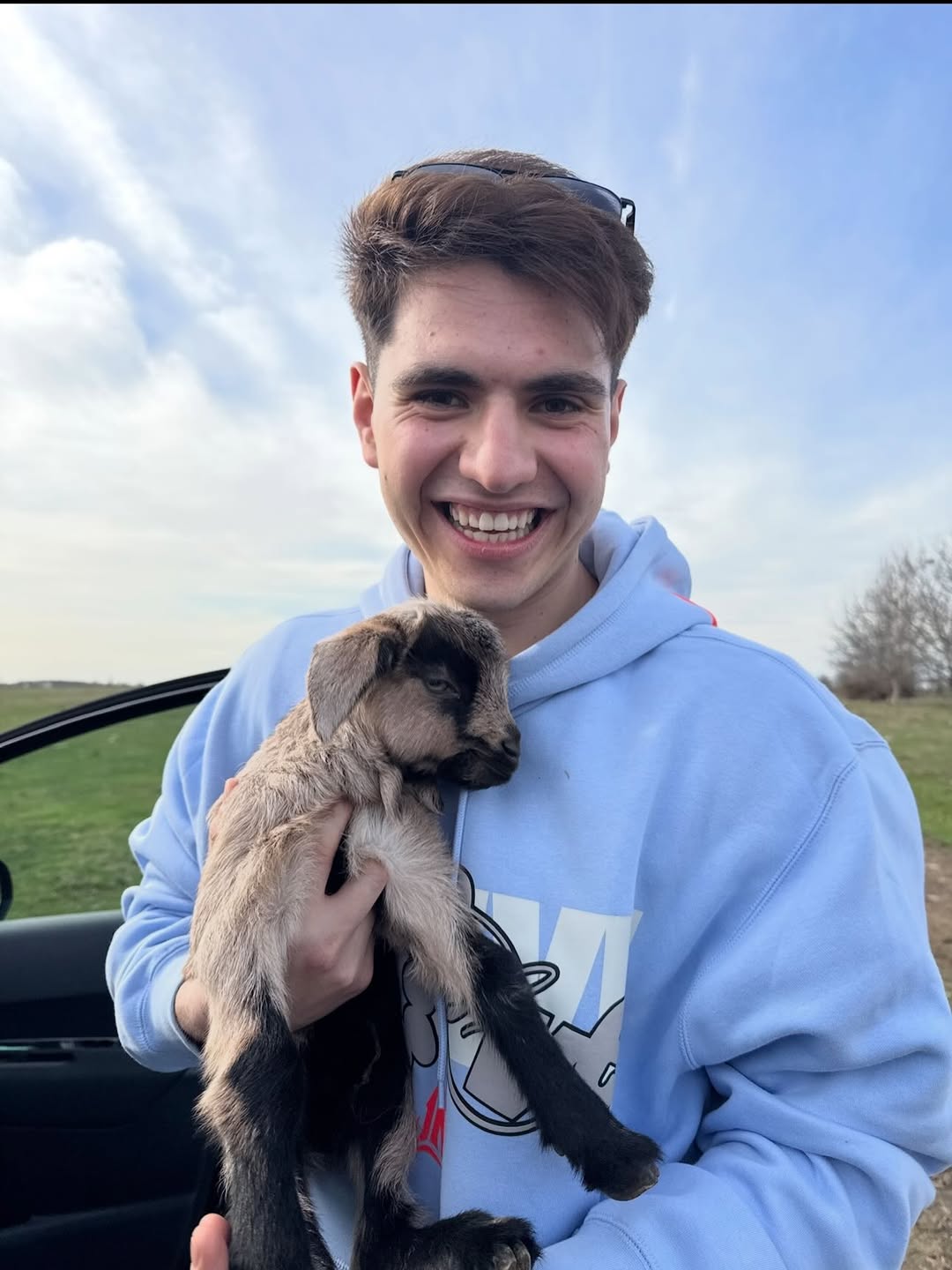 Bisoi Petruț, prima reacție după ce a fost condamnat la închisoare. Decizia luată de celebrul vlogger