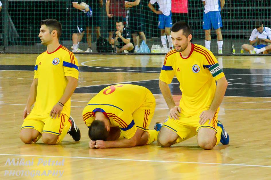 Disperarea medicului ce se ocupă de românii care au cucerit Europeanul de fotbal pentru diabetici: ^”Nimeni nu ne bagă în seamă! Am solicitat și Federația, și Ministerul, dar n-au trimis pe nimeni nici la premiere!”. Mai are nevoie de 27.000 de euro pentru acoperirea cheltuielilor cu organizarea de la Cluj-Napoca