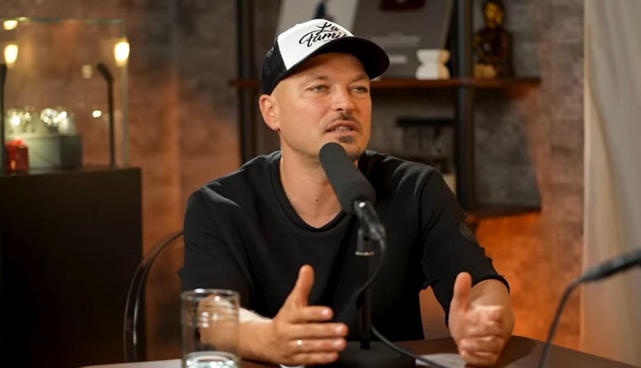 Puya, detalii despre concertul din Vama Veche care s-a terminat cu scandal: „Au dat cu sticle cu nisip, cu vodcă”