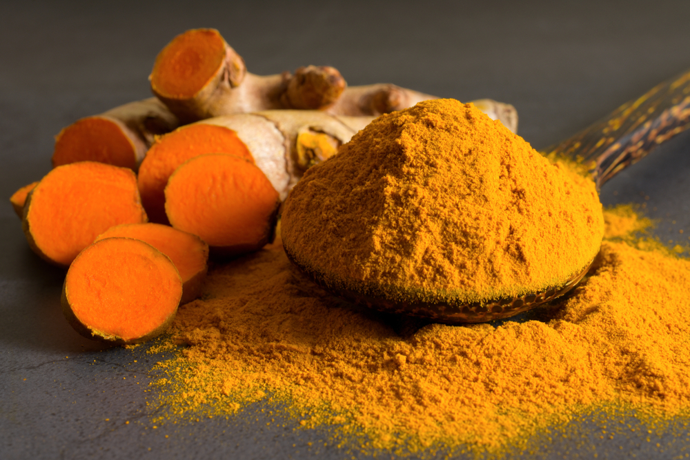 Turmeric sau curcuma - care este diferența. Ce beneficii au condimentele