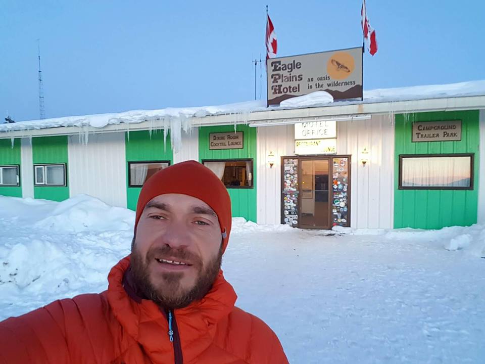 REPORTAJ/ Avram Iancu, bibliotecarul care a sfidat Arcticul: "Am vrut să sărbătoresc Centenarul Marii Uniri”/ FOTO