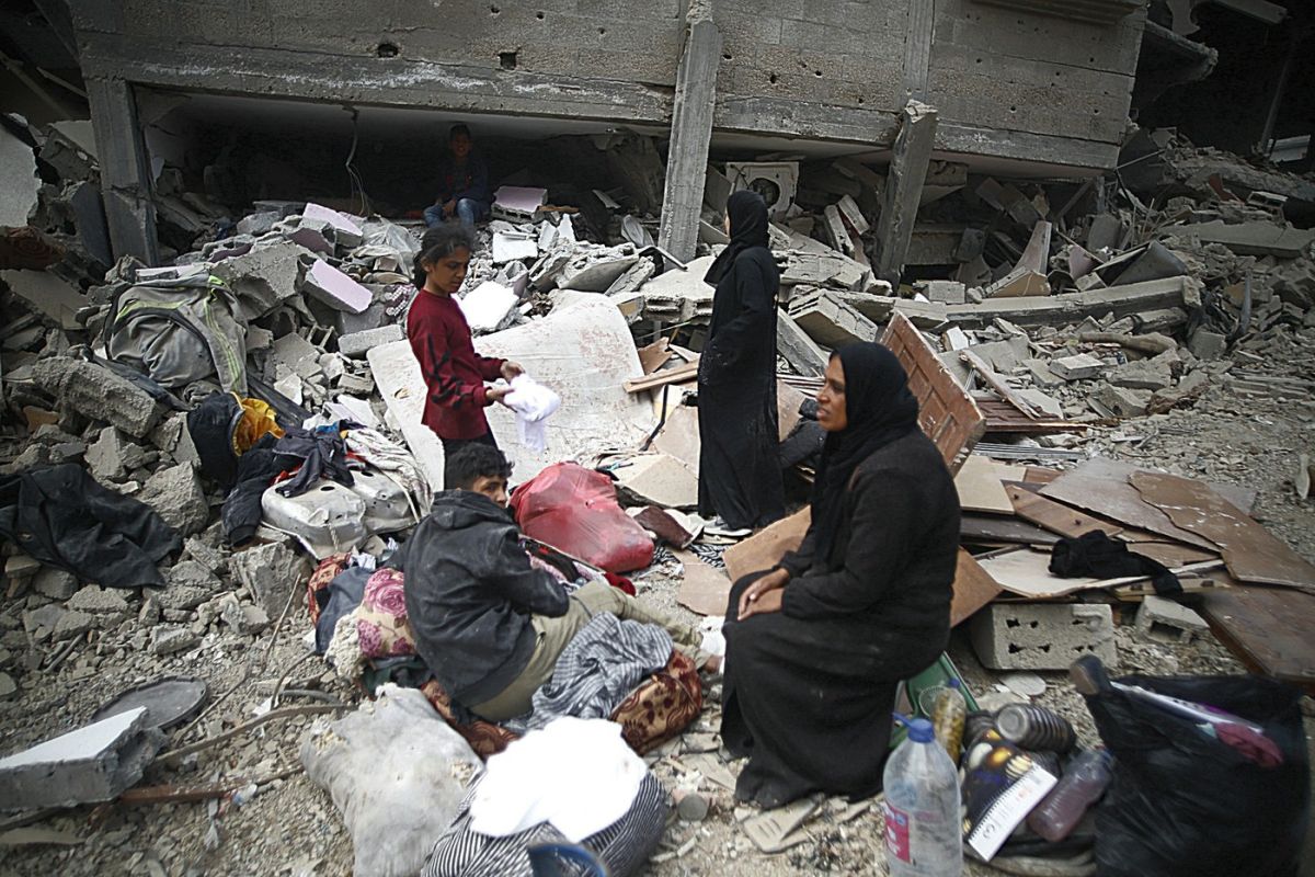 „Nu a mai rămas nimic”. Civilii au găsit un oraș în ruine la întoarcerea în Khan Younis după retragerea armatei israeliene