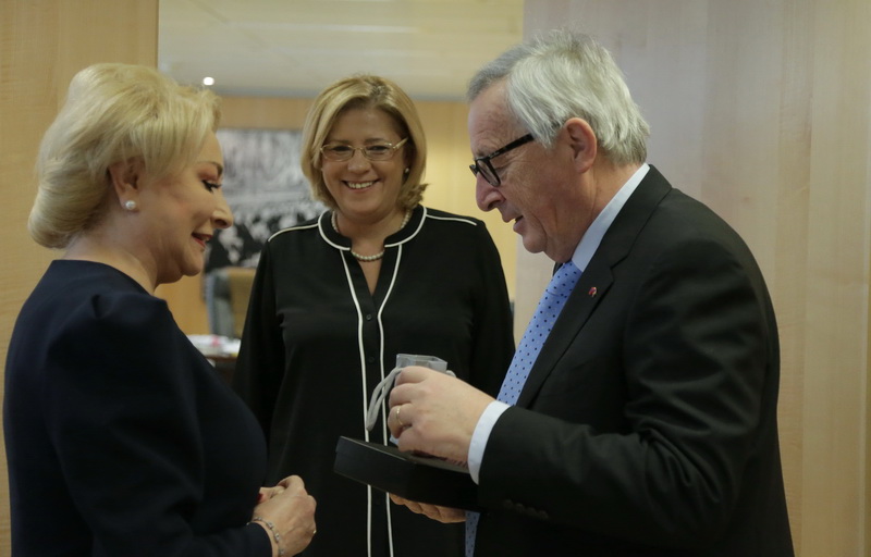 UPDATE. Viorica Dăncilă s-a întâlnit la Bruxelles cu preşedintele Comisiei Europene, Jean-Claude Juncker: "În România este respectat statul de drept" (FOTO)