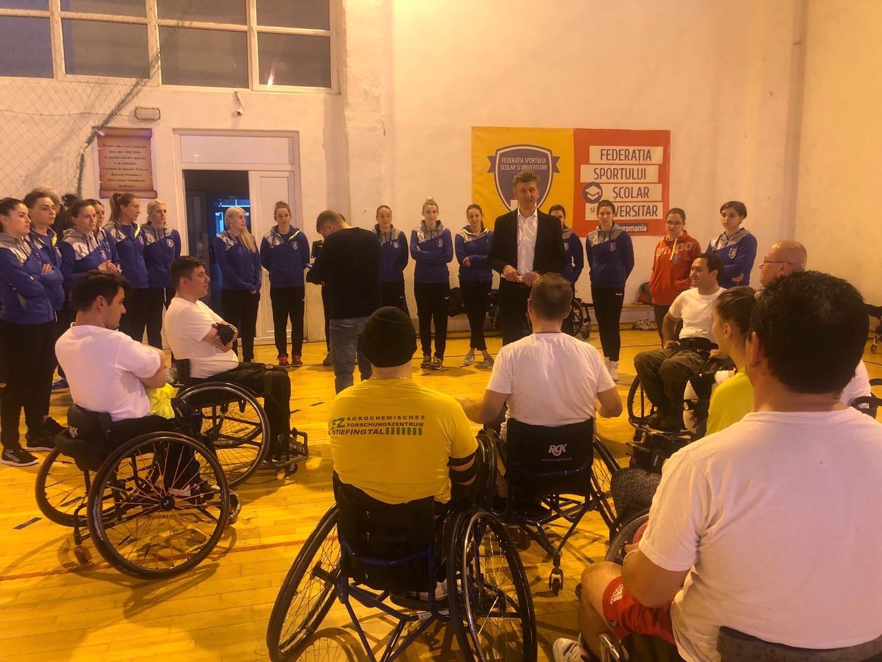 Prima echipă de handbal în scaun rulant din România, la Brașov. ”Singura dizabilitate în viaţă este o atitudine greşită”