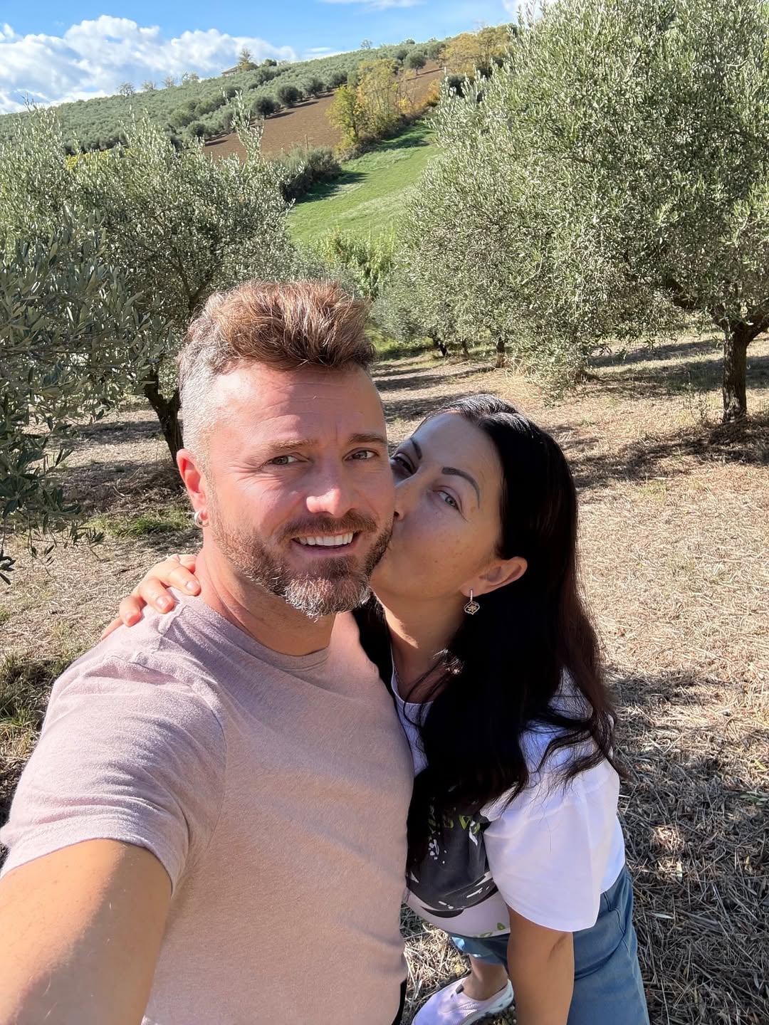 Gabriela Cristea și Tavi Clonda au plecat din România. În ce țară au ajuns: „Zona e superbă”