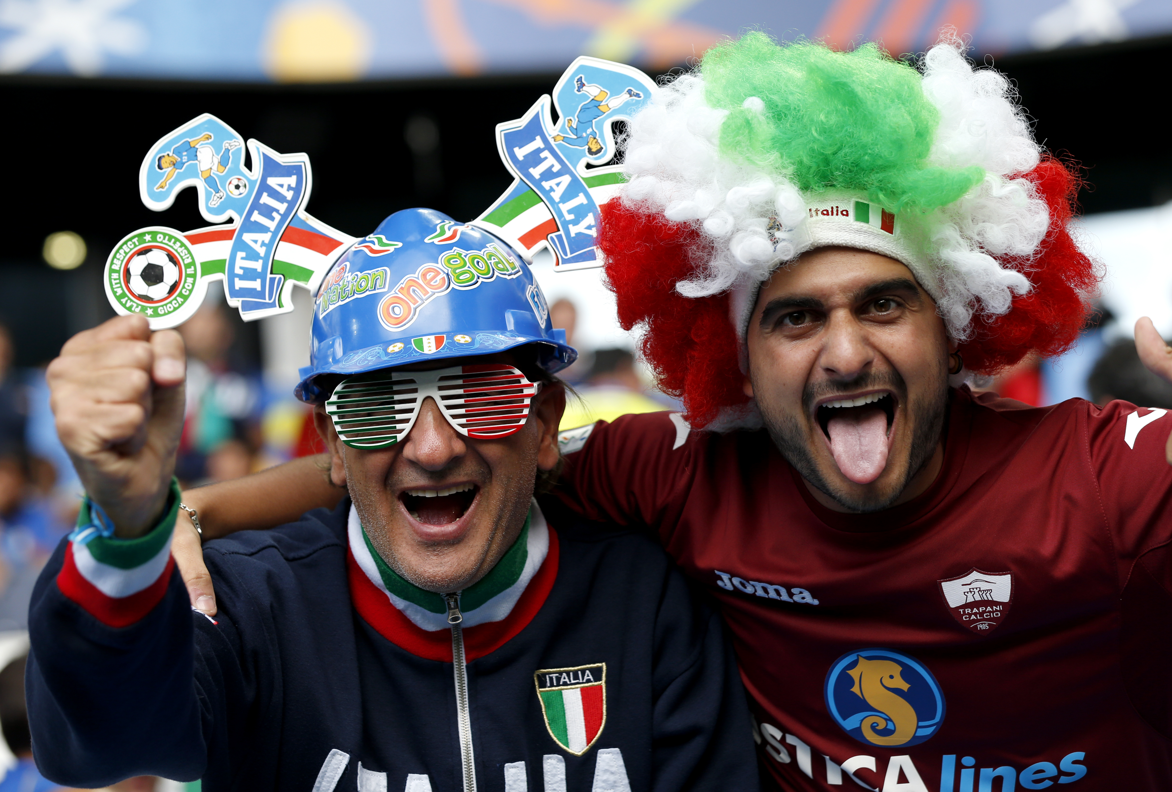 Euro 2016, sferturi. Spectacol în tribune la supermeciul Germania - Italia. Soțiile jucătorilor s-au amestecat printre fani / GALERIE FOTO