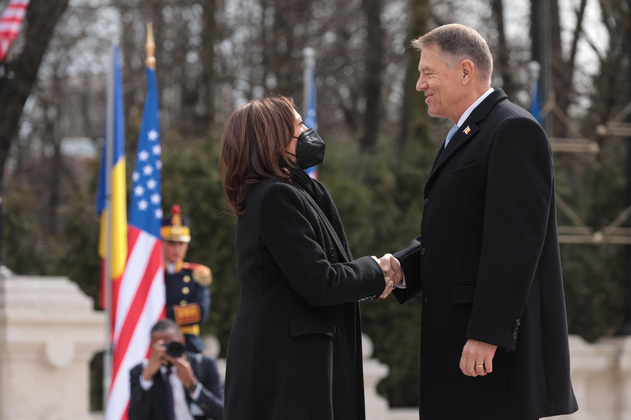 Kamala Harris, vicepreședinta SUA, mesaj pentru români: „Am văzut cum ați primit refugiați și știm greutățile pe care le întâmpinați. Ați arătat așa mult curaj”