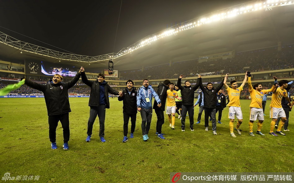 Dan Petrescu și Marius Constantin au cucerit Cupa Chinei. ^”Bursucul”, al doilea trofeu stagional / FOTO&VIDEO