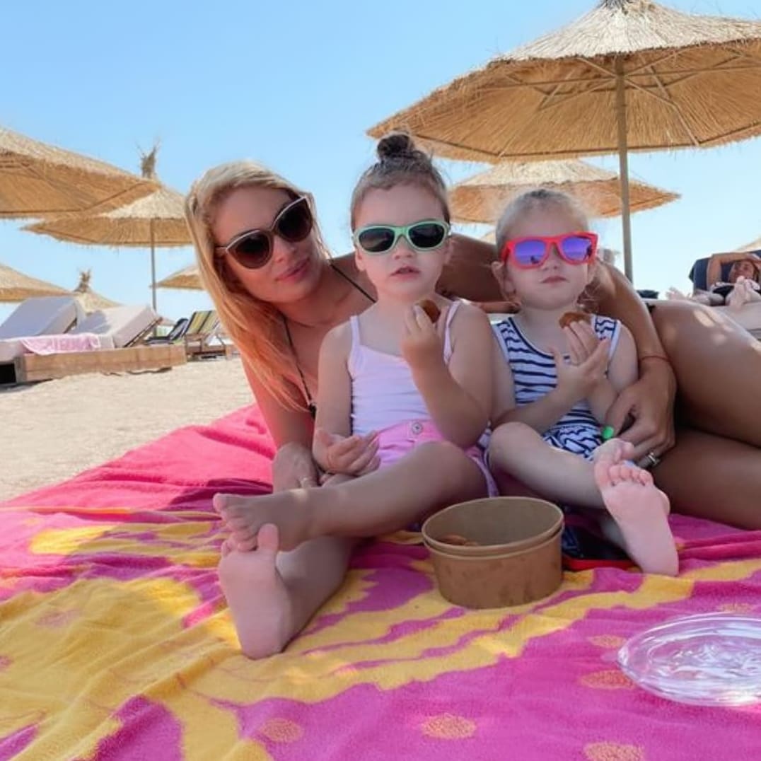 Cum arată gemenele Valentinei Pelinel și ale lui Cristi Borcea. Indira și Rania au crescut, iar mama lor le-a surprins în ipostaze rare