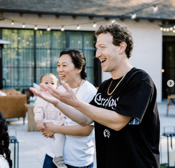 Anunțul făcut de Mark Zuckerberg de Anul Nou. Cum a apărut alături de soția lui, Priscilla Chan. „Avem lucruri mari în 2025”