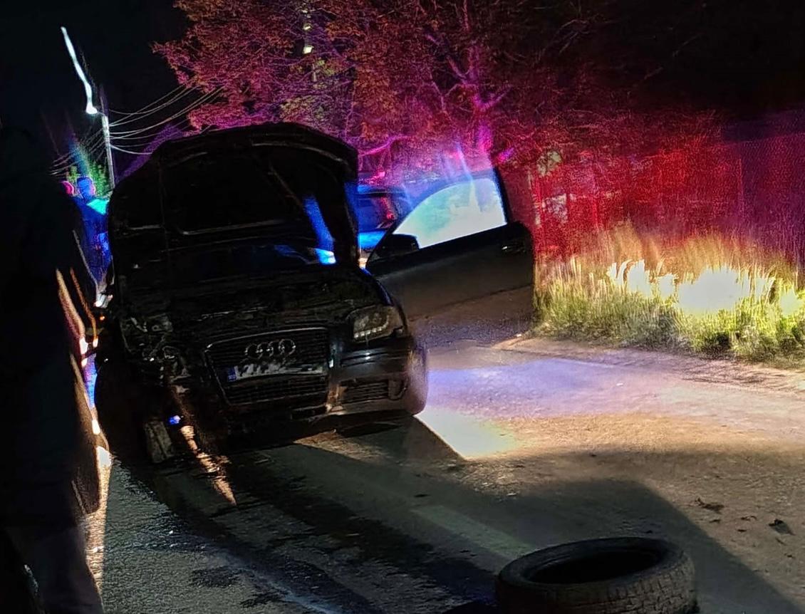 Căruță cu zece oameni în ea pulverizată de o mașină pe o șosea din Neamț. Trei copii printre victime | VIDEO