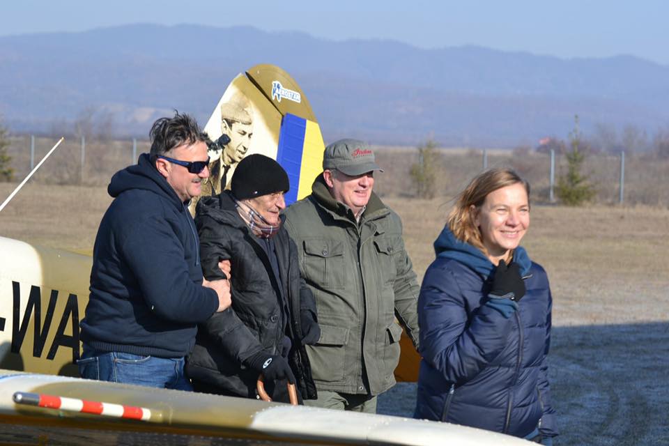 FOTO| Un pilot din Al Doilea Război Mondial a zburat de Centenar, deși are 99 de ani