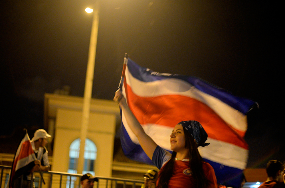 GALERIE FOTO&VIDEO / Toată populația din Costa Rica a ieșit pe străzi! 