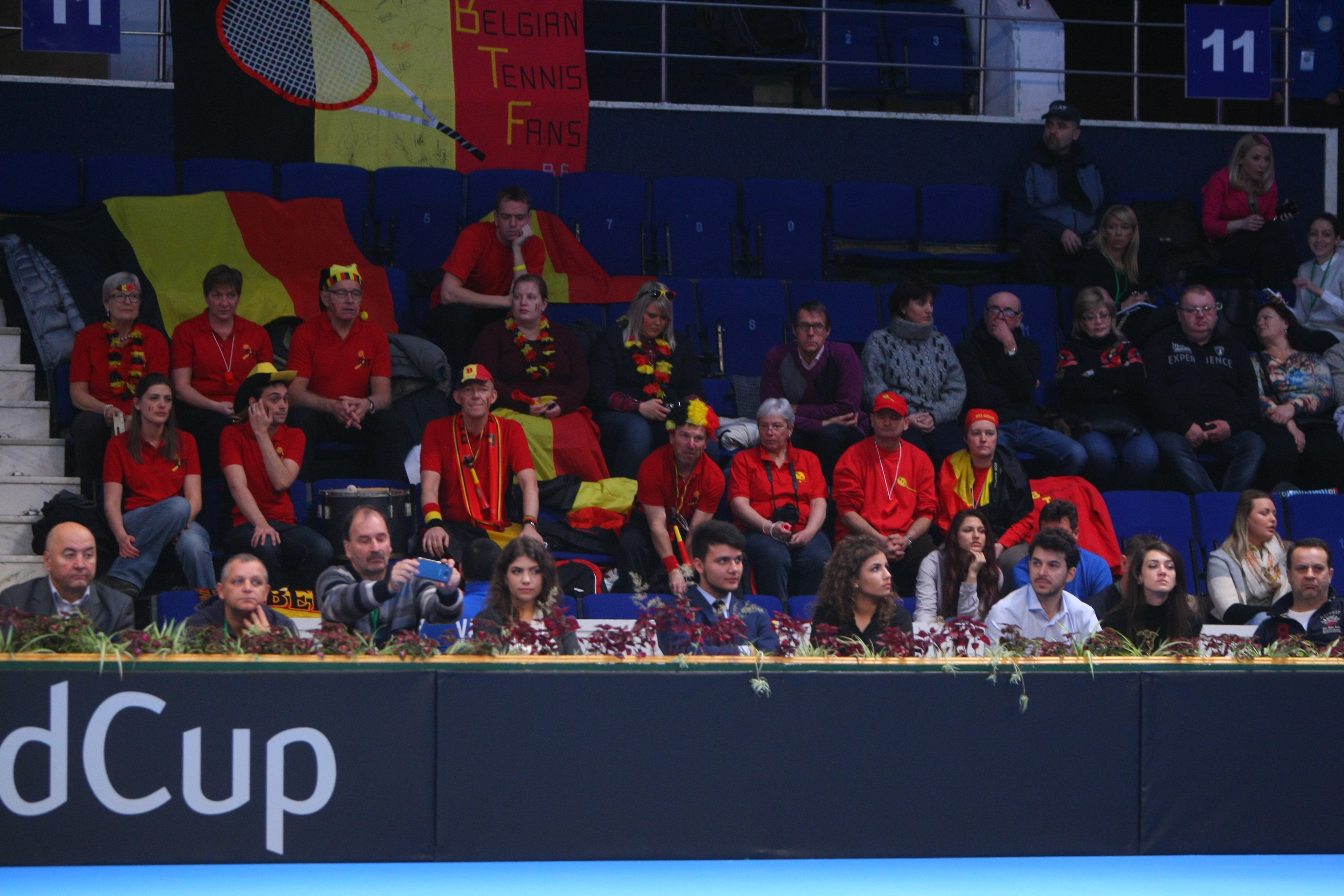România a fost învinsă de Belgia, în primul tur al Grupei Mondiale II din Fed Cup. Irina Begu a jucat la simplu, dar a pierdut în setul decisiv. Reacții  | FOTO & VIDEO
