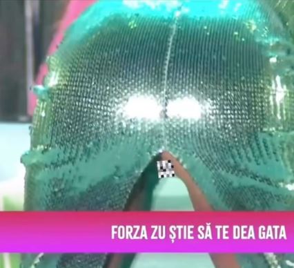 Corina Bud, fără lenjerie intimă pe scenă. Imaginile cu artista au devenit virale: „Doamnă, suntem la televizor”