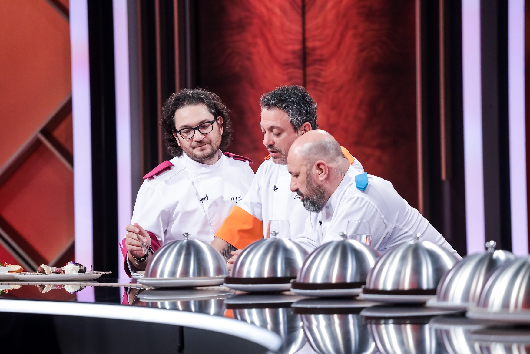 Mioara Sîrbușcă a fost eliminată de la „Chefi la cuțite”. Florin Dumitrescu a pierdut un concurent din echipa sa
