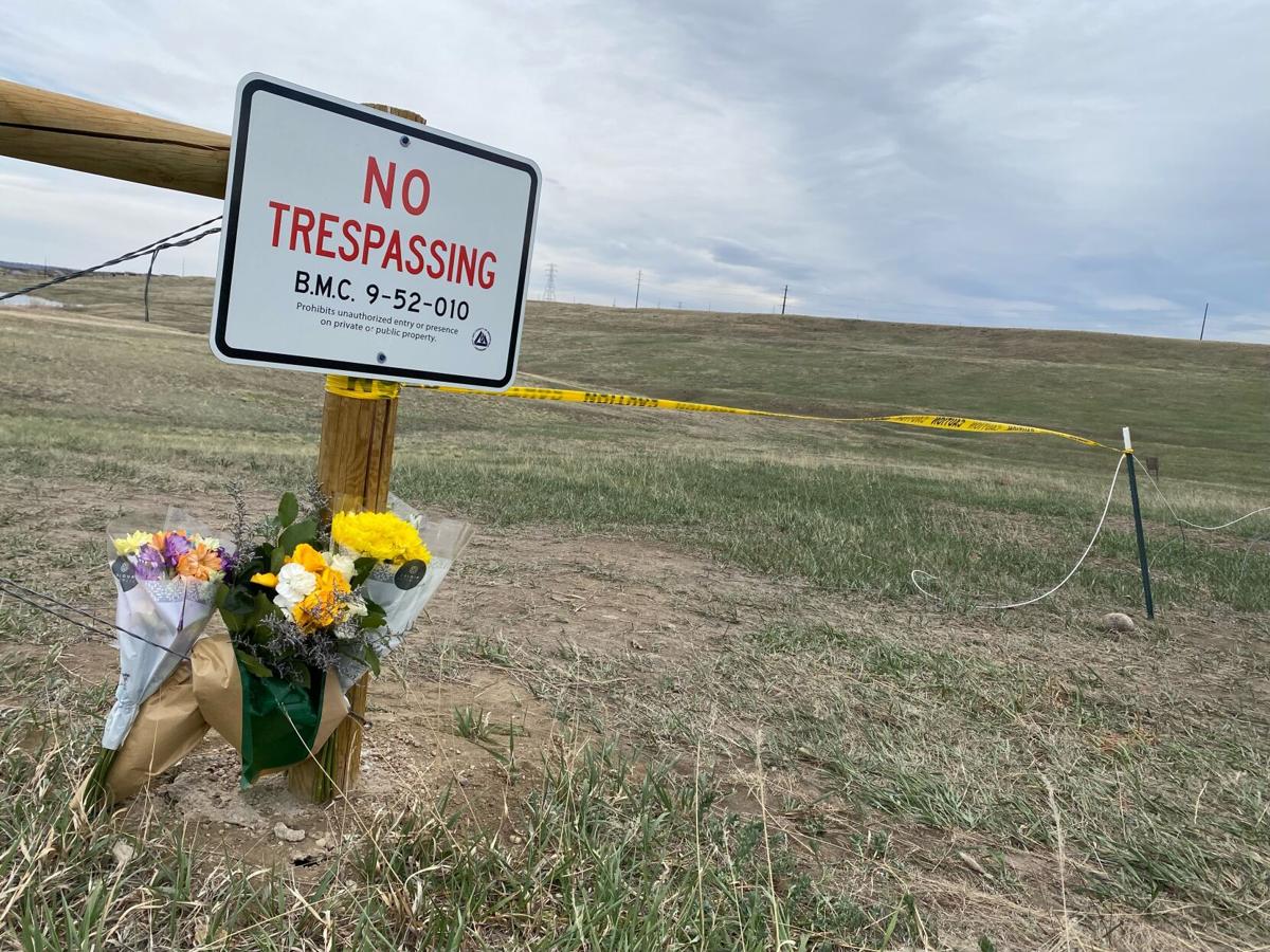 Trei adolescenți au aruncat cu pietre din mașină și au ucis o șoferiță de 20 de ani. Apoi au întors și i-au făcut fetei moarte poze, în Colorado