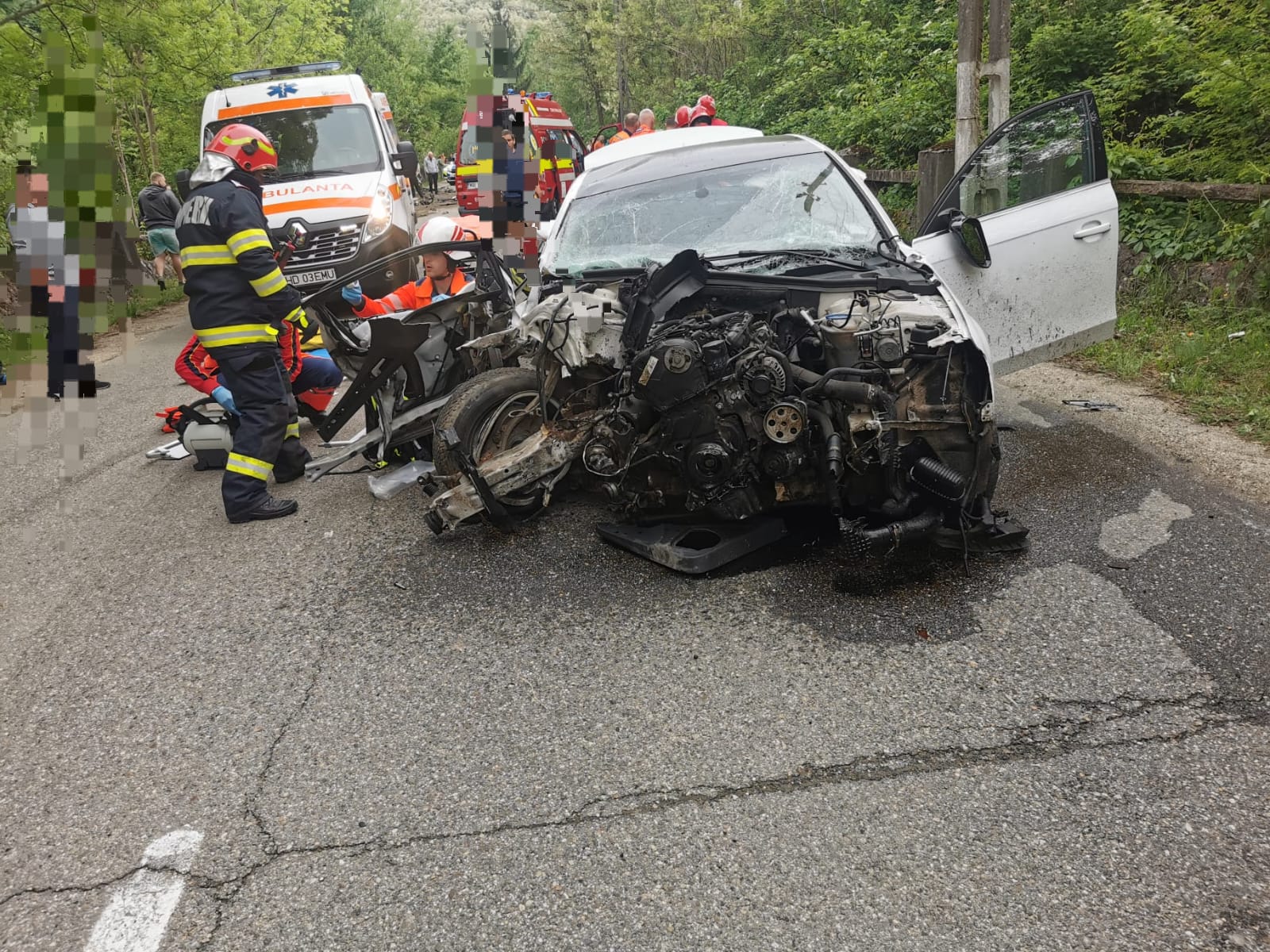 Un tânăr de 21 de ani, mort într-un accident produs de un șofer băut, în județul Hunedoara