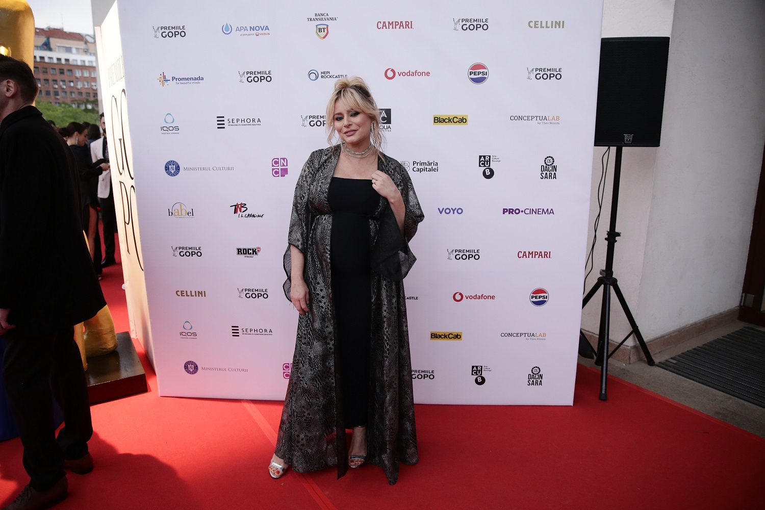 Reacția lui Cosmin Curticăpean după ce Laura Cosoi s-a sărutat cu Jorge în filmul „Retreat Vama Veche”: „Scenele nu sunt luate în serios”