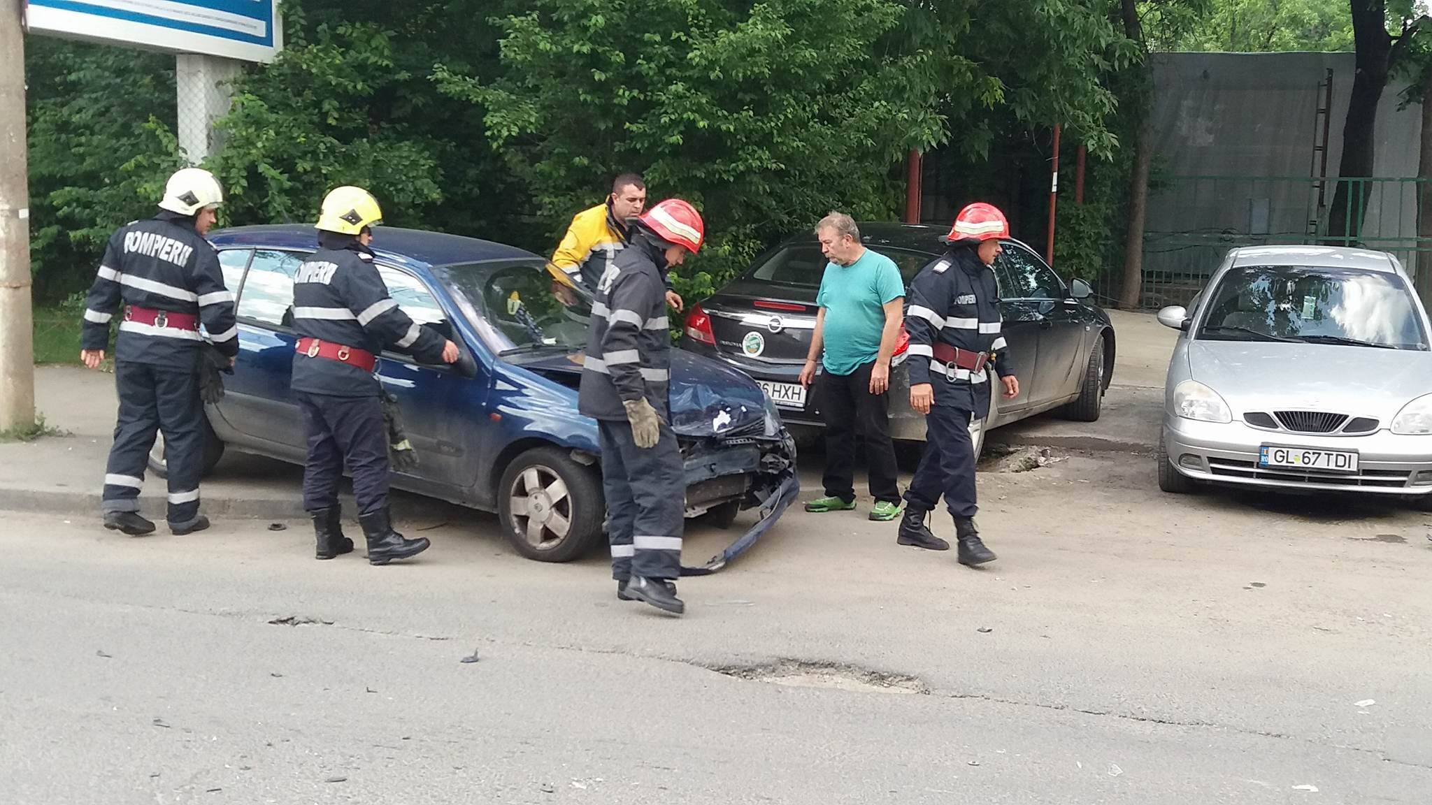 Accident în nordul Capitalei. Se circulă pe un singur fir în zona Pipera / FOTO