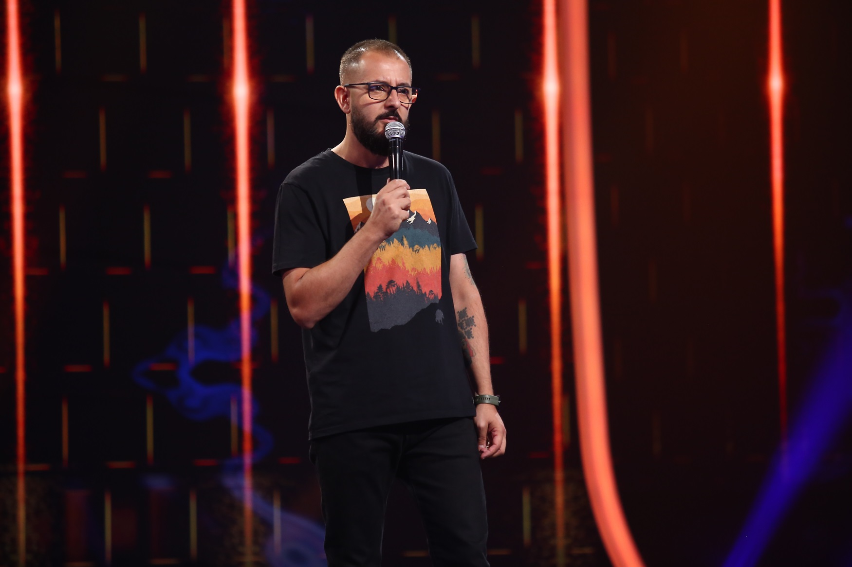 Gabriel Gherghe revine pe scena iUmor 2024, în ediția următoare. Cum reacționează Cheloo și Delia atunci când îl văd