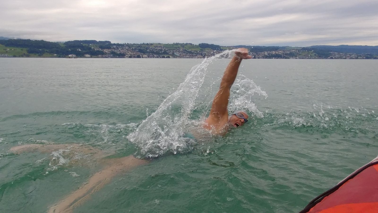 Care este secretul performanțelor lui Paul Georgescu. A câștigat maratonul de natație al lacului Zurich / FOTO