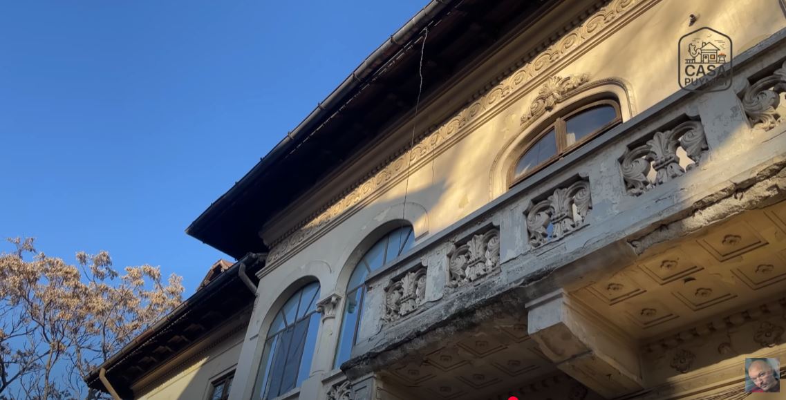 Imagini cu noua casă a lui Puya din București. Cum arată locuința construită în anii ’30: „Nici nu mă gândesc să pun termopane”