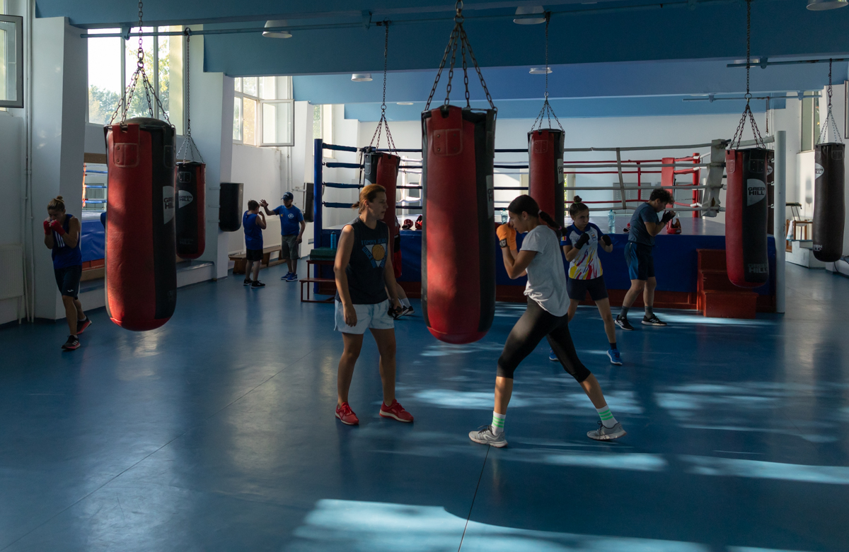 Olimpica României care a început prin a lucra cu ziua, ca să se întrețină