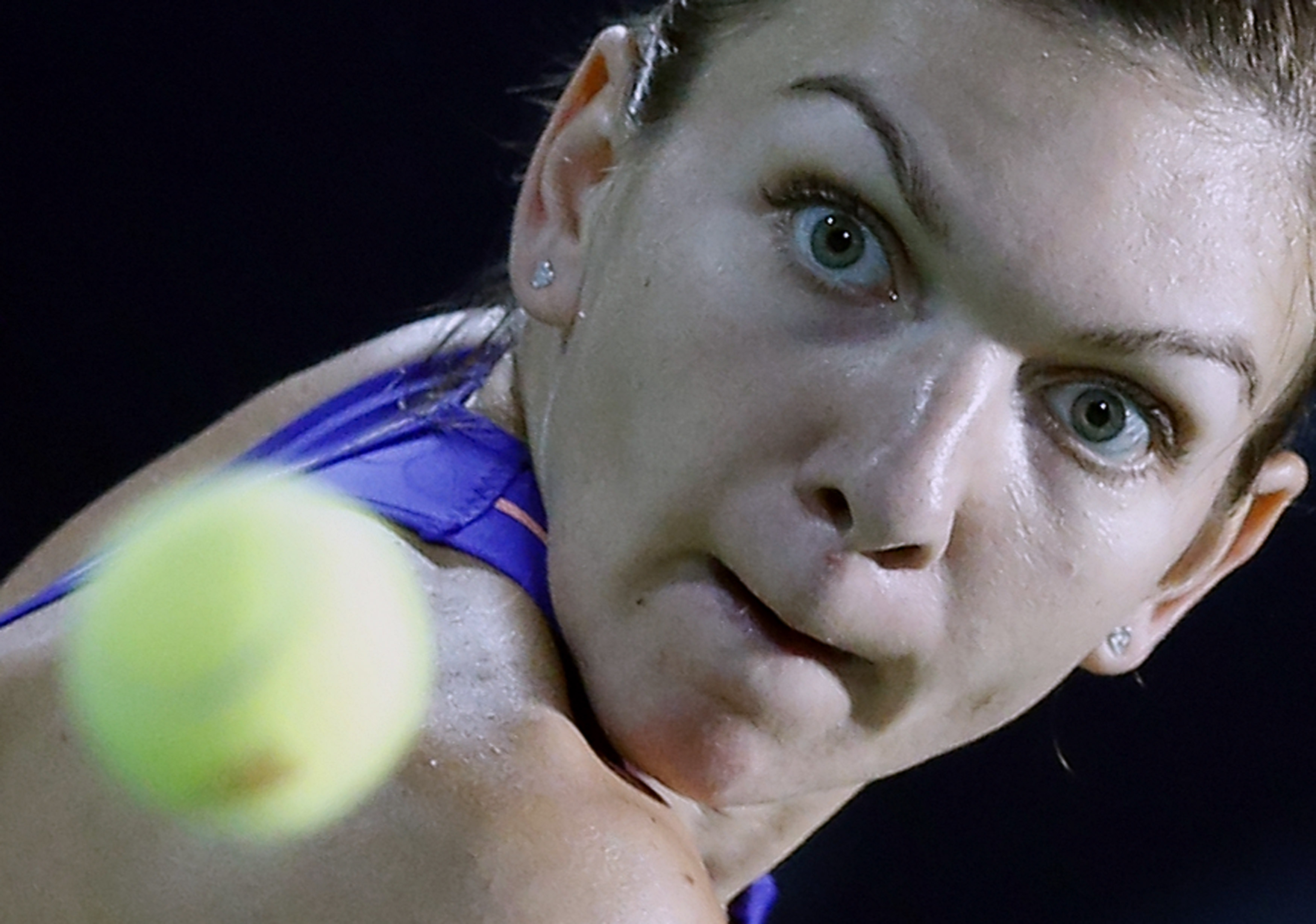 Halep s-a calificat în semifinale la Dubai. Urmează Wozniacki / FOTO