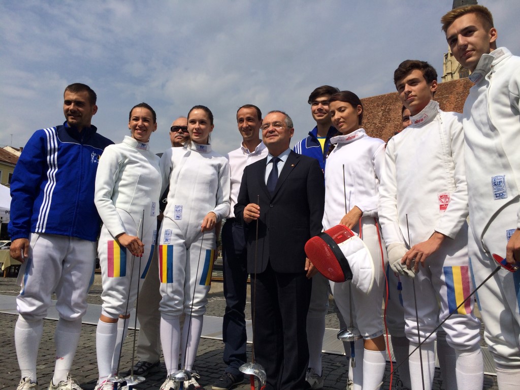FOTO / Campionii scrimei românești au făcut spectacol la Cluj-Napoca!