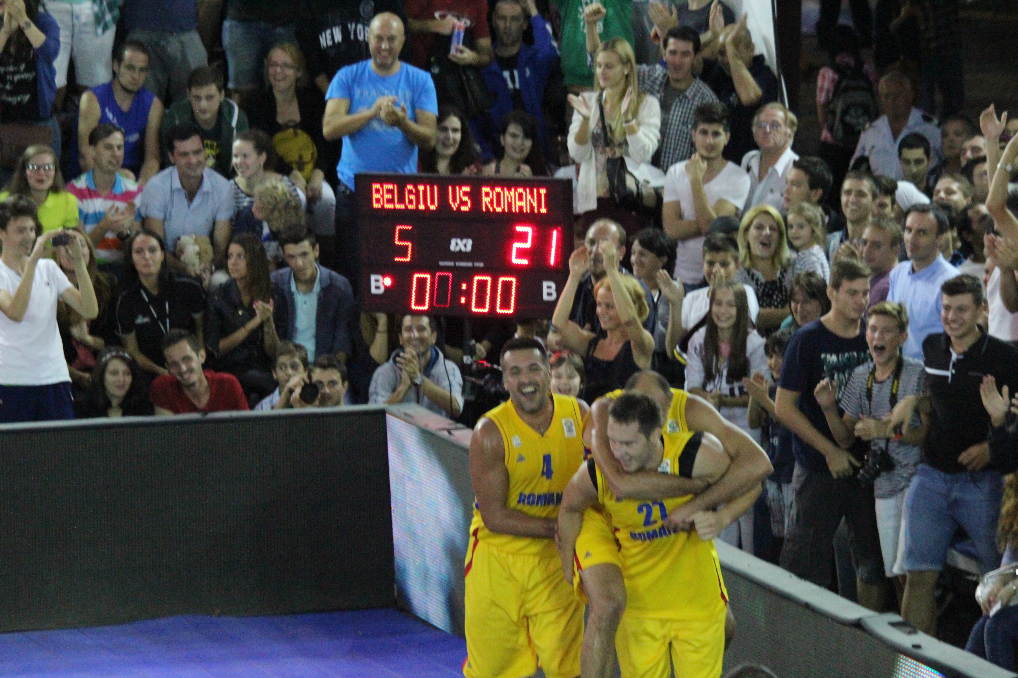 GALERIE FOTO & VIDEO / România joacă astăzi în semifinalele CE de baschet 3x3