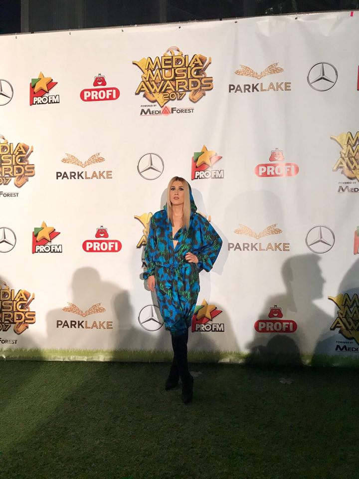 FOTO EXCLUSIV/ Media Music Awards 2017. Vedetele au strălucit în lumina reflectoarelor. Alina Eremia a întors toate privirile