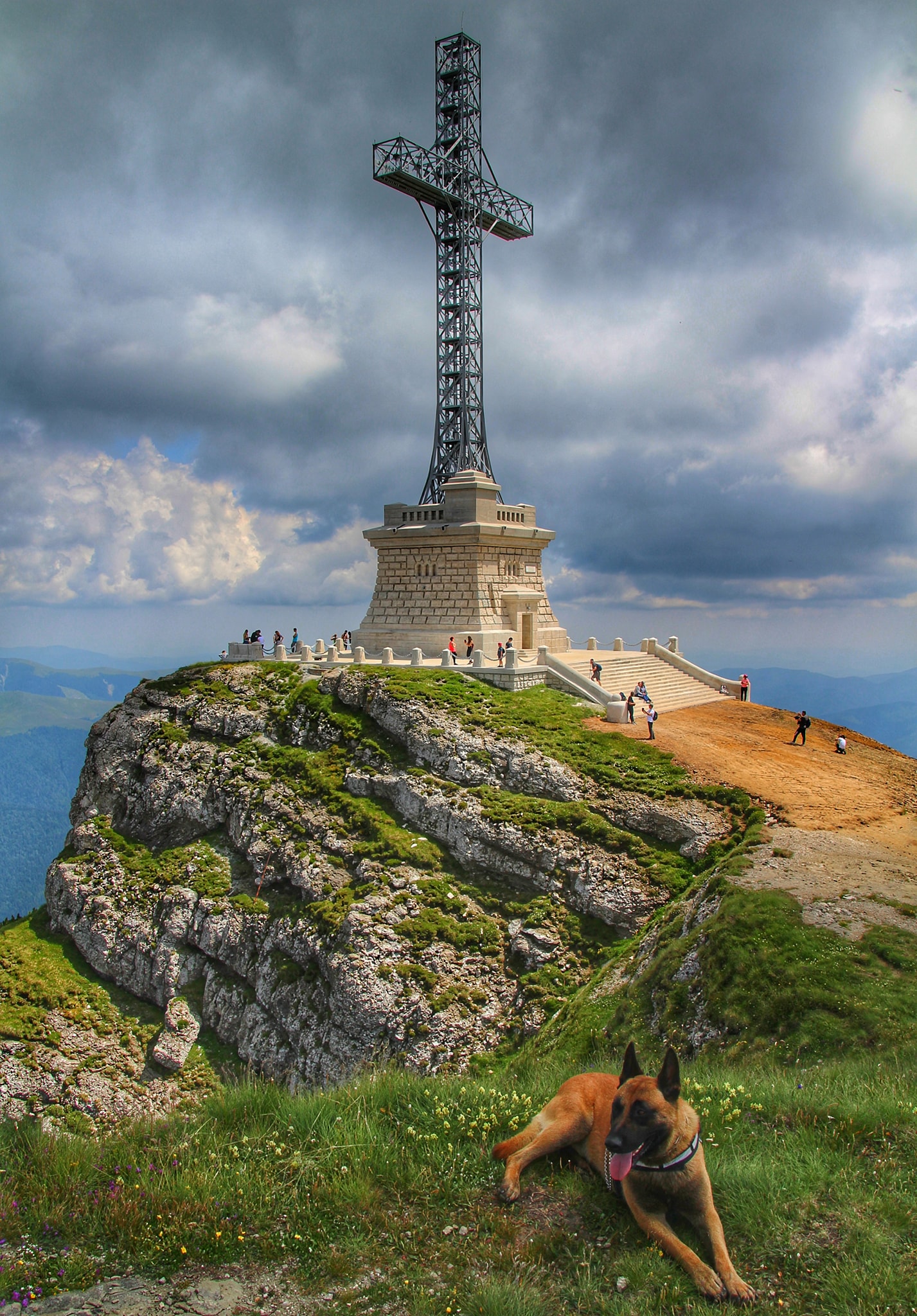 Monumentul Eroilor de pe Caraiman, redeschis circuitului turistic